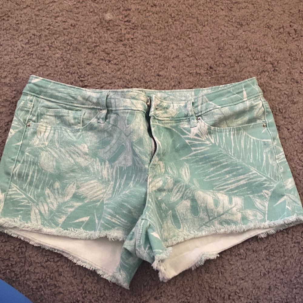 Chip & Pepper Tropical Booty Jean Shorts